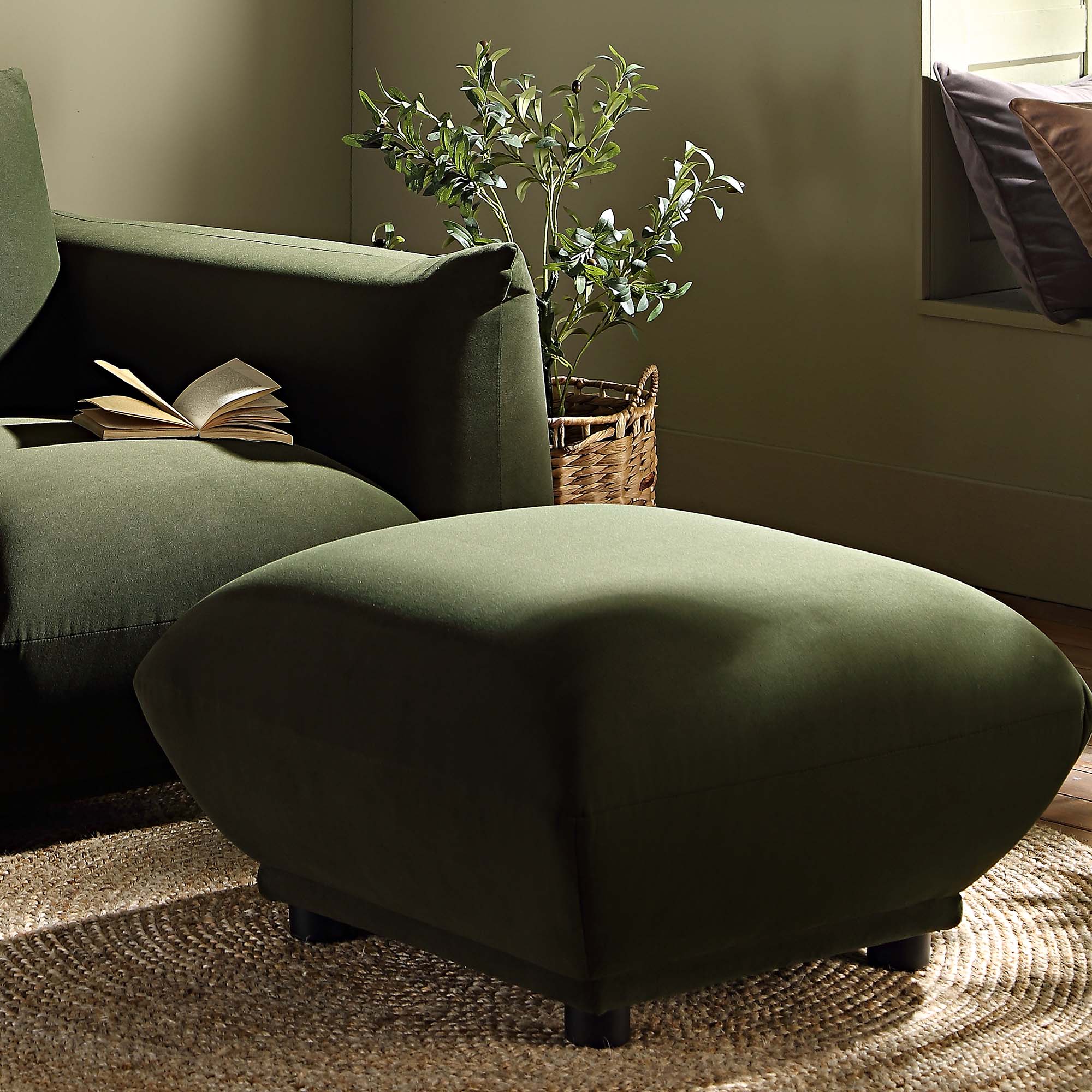 Gianni Pouffe, Moss Green Velvet