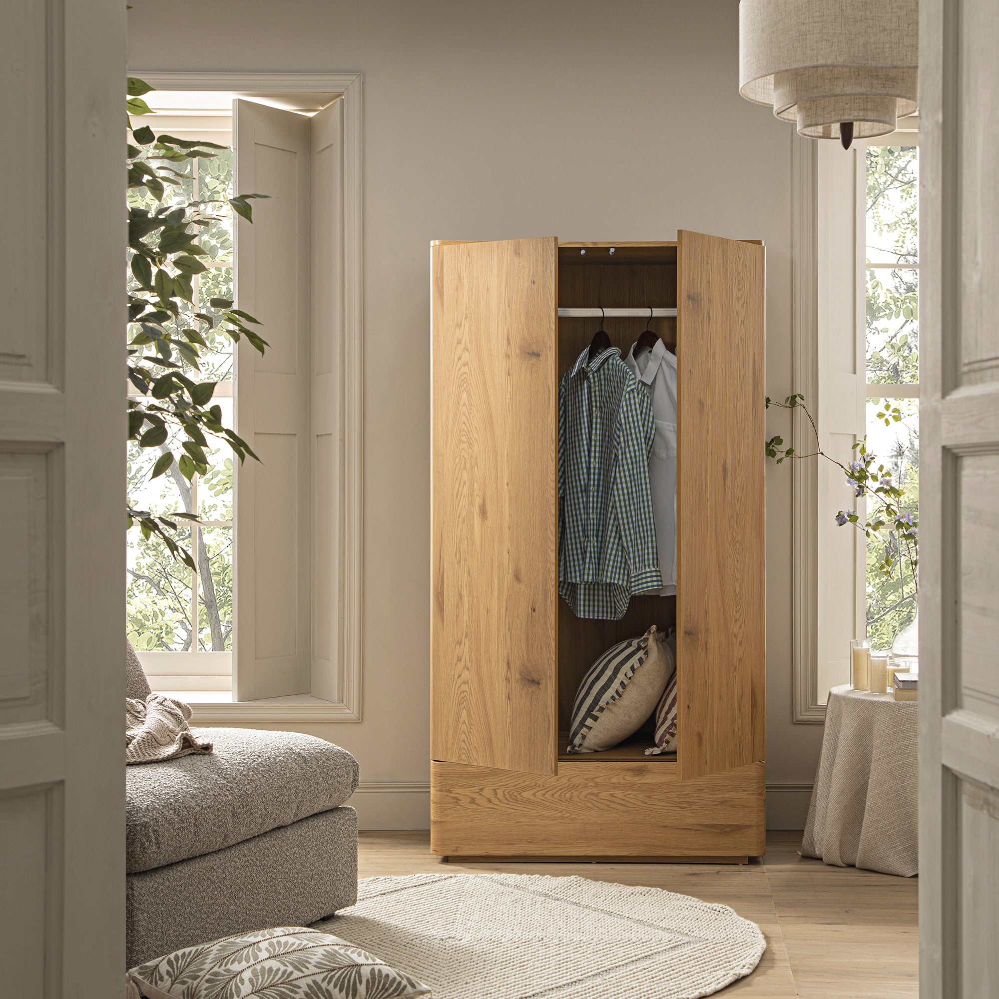 Agnes Curved Edge Double Closet, Natural