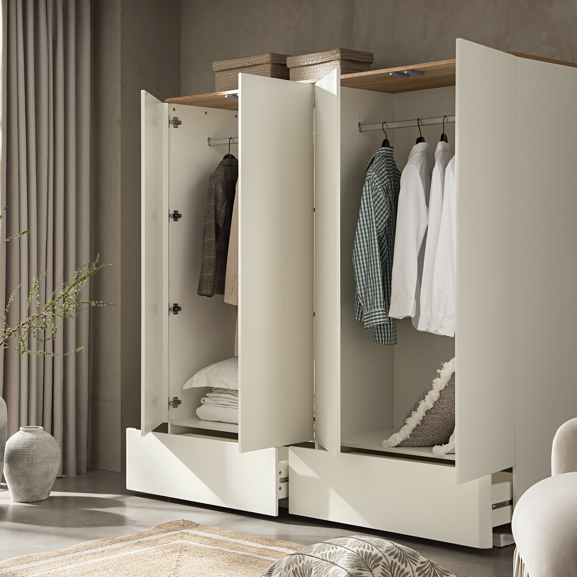 Agnes Curved Edge 4-Door Closet, Off White with Oak Top