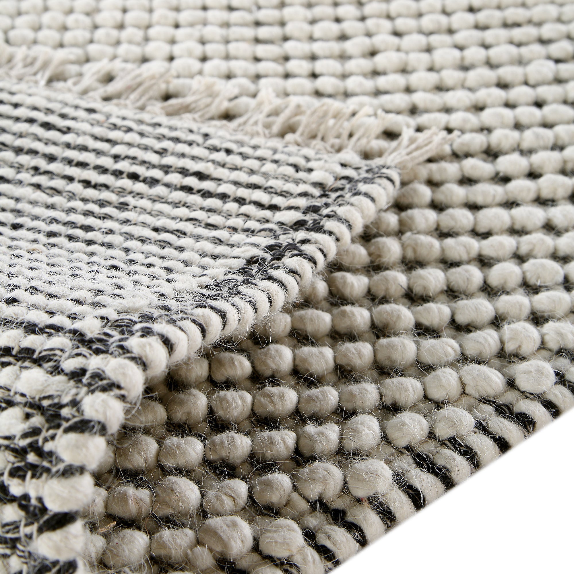 Avanti Handwoven Salt and Pepper Diamond Bobble Wool Rug