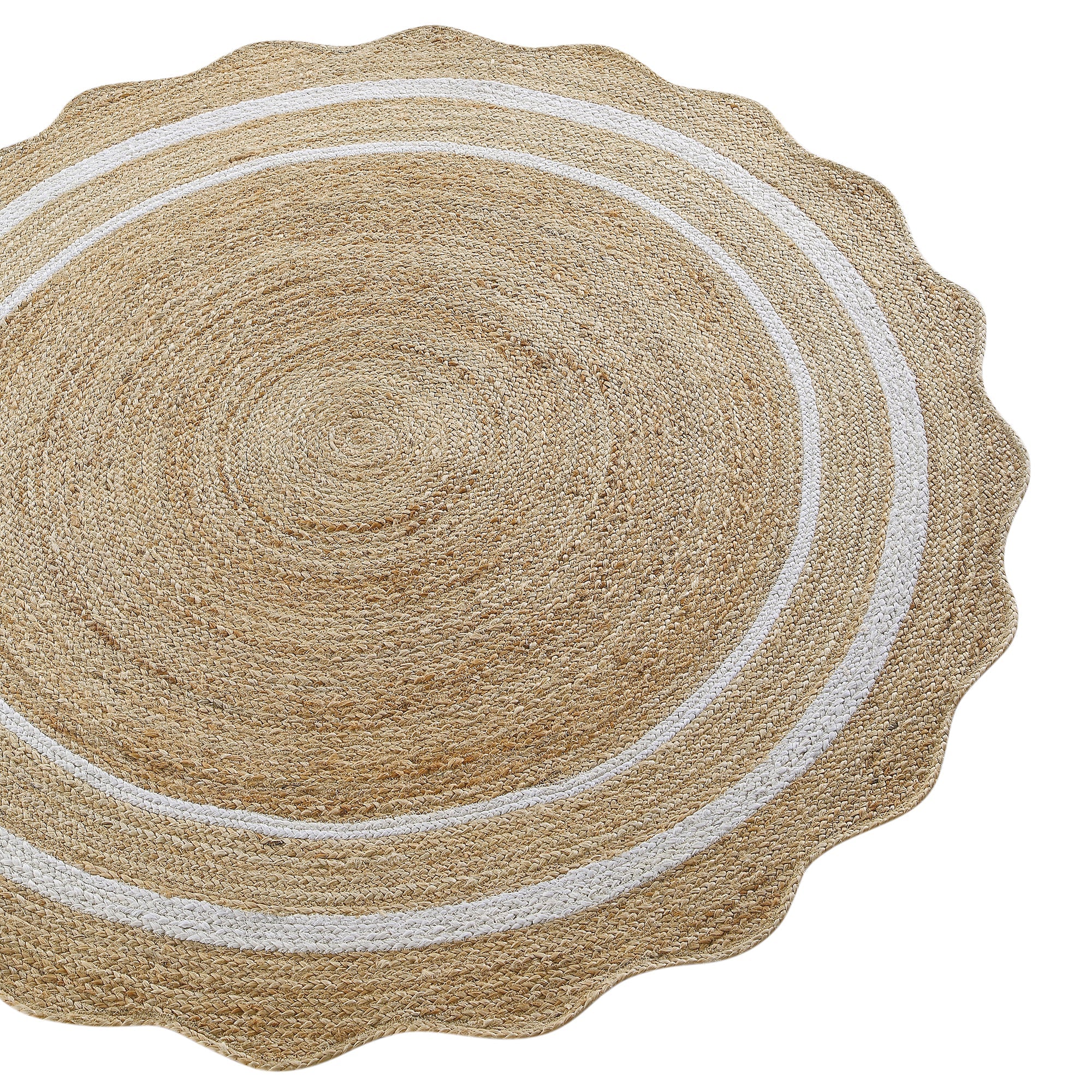 Evie Hand Braided Jute Scallop Round Rug