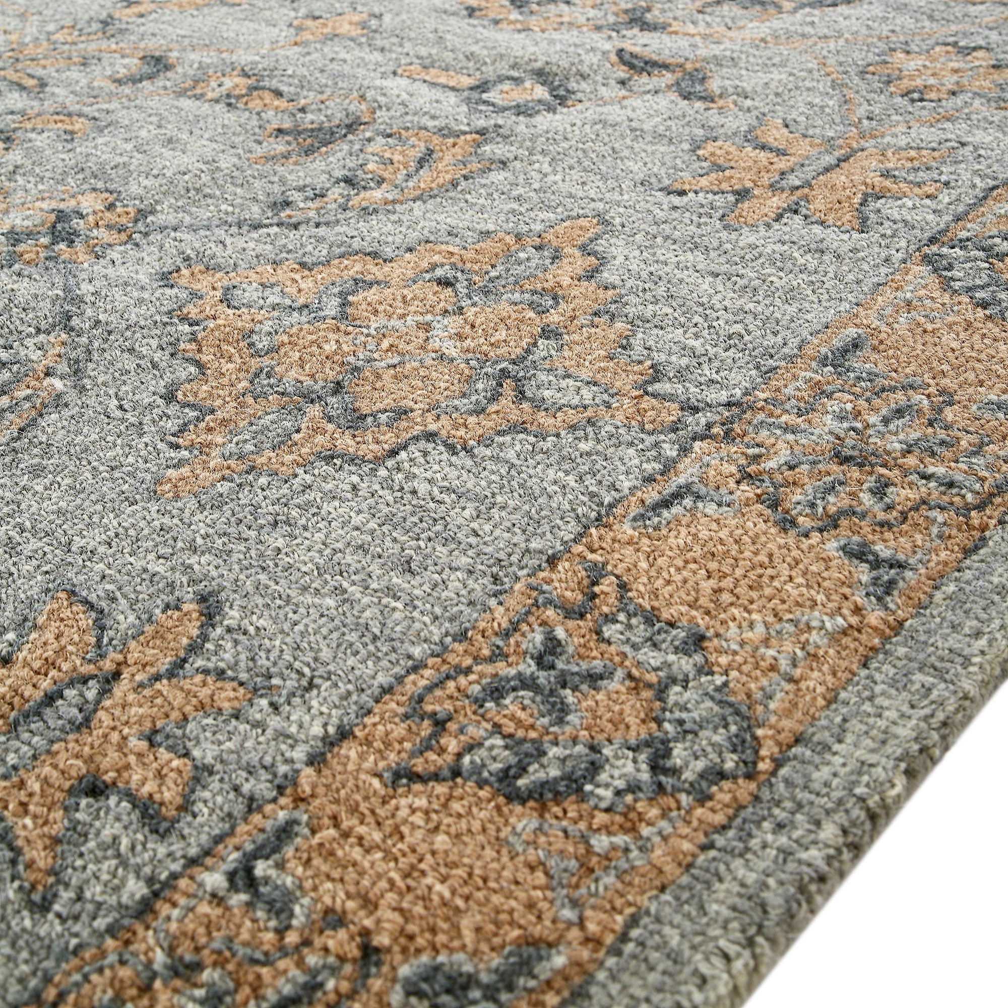 Savana Traditional Hand Tufted Wool Rug